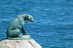 Hout bay leopard statue